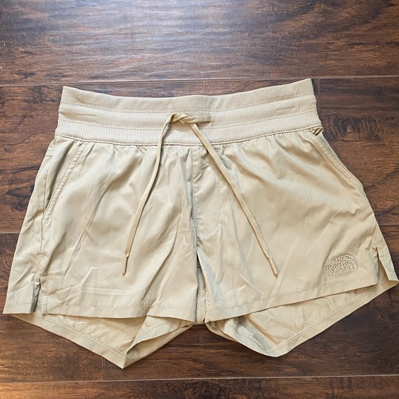 The North Face Pants - The North Face shorts NWT